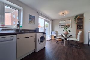 Kitchen / Diner - click for photo gallery